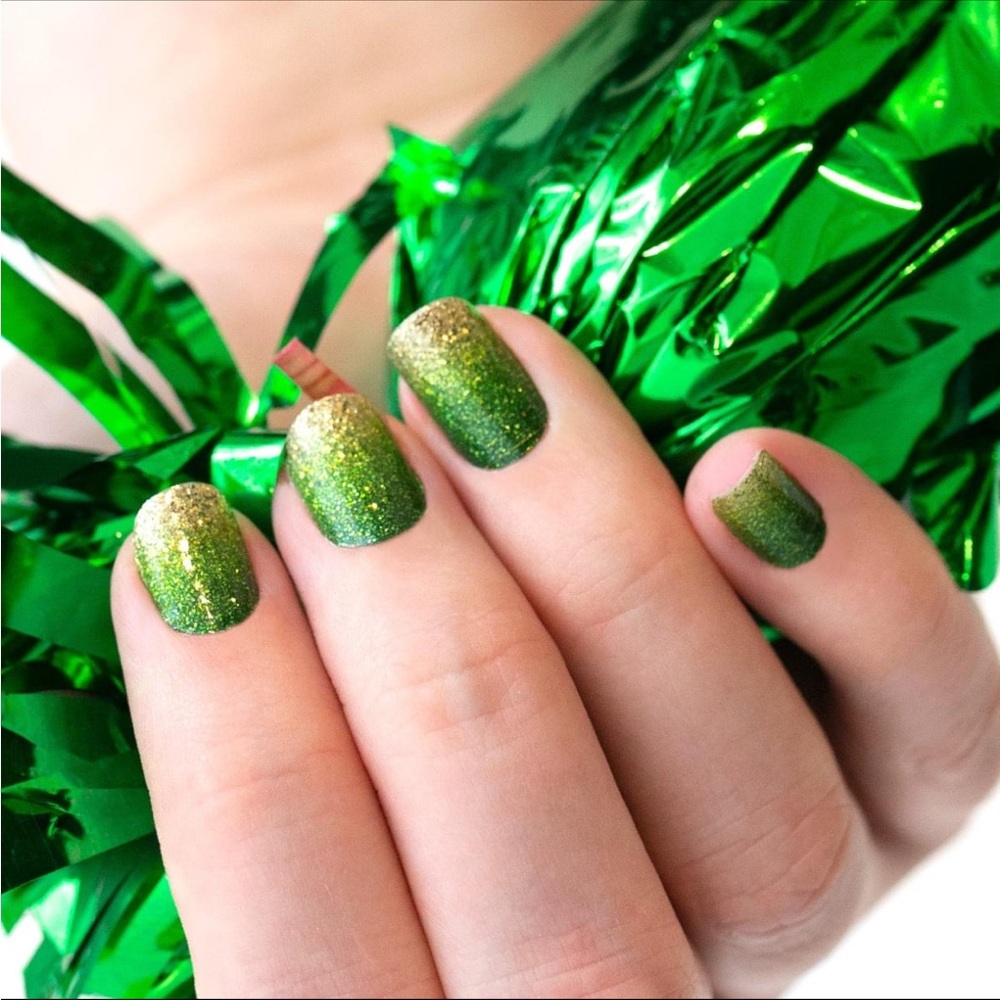 *Rare HTF* Color Street: It’s Gold in Here | St. Patrick’s Day Green Glitter - Picture 2 of 8
